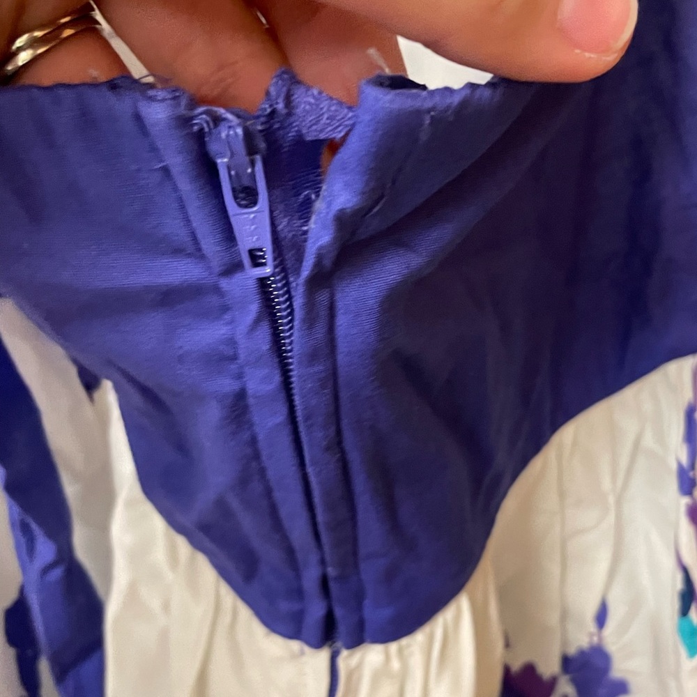 Women’s dress, size 9